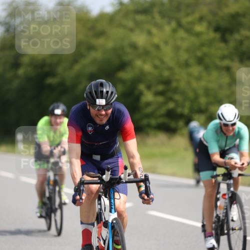 22.06.2025 - Viking Triathlon Yannick Fuchs http://msf.ph/oto/8110057 22.06.2025 11:34:08 Radfahren 65, 66, 125, 184, 186, 199, 327, 330, 369, 510, 611, 621 meine-sportfotos.de
