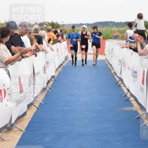 22.06.2025 - Viking Triathlon MichiJ http://msf.ph/oto/8110091 22.06.2025 15:01:25 Ziel 635 meine-sportfotos.de