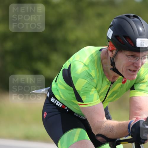 22.06.2025 - Viking Triathlon Yannick Fuchs http://msf.ph/oto/8110113 22.06.2025 11:34:10 Radfahren 65, 66, 125, 186, 199, 330, 360, 510, 611, 621, 660 meine-sportfotos.de