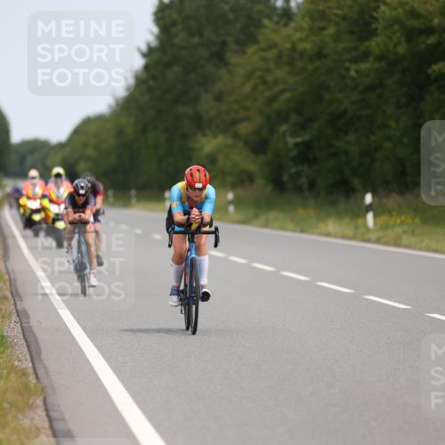 22.06.2025 - Viking Triathlon Yannick Fuchs http://msf.ph/oto/8110124 22.06.2025 12:14:59 Radfahren 72, 329, 376, 433, 553 meine-sportfotos.de