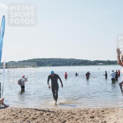 22.06.2025 - Viking Triathlon MichiJ http://msf.ph/oto/8110125 22.06.2025 10:59:18 Schwimmen 222, 459 meine-sportfotos.de