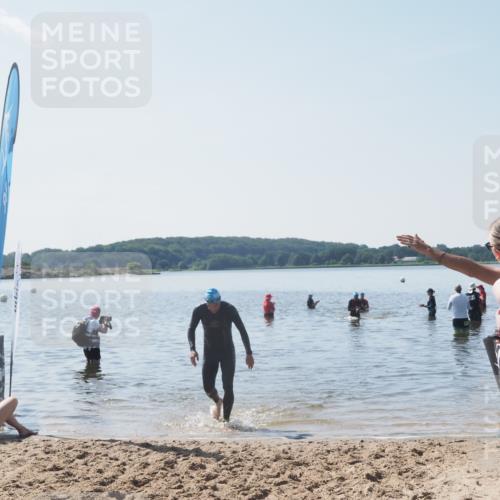 22.06.2025 - Viking Triathlon MichiJ http://msf.ph/oto/8110151 22.06.2025 10:59:18 Schwimmen 222, 459 meine-sportfotos.de