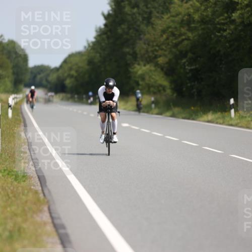 22.06.2025 - Viking Triathlon Yannick Fuchs http://msf.ph/oto/8110183 22.06.2025 11:34:16 Radfahren 125, 330, 348, 360, 478, 510, 611, 660 meine-sportfotos.de