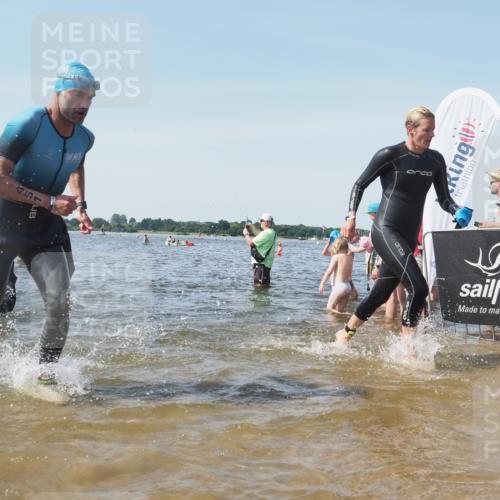 22.06.2025 - Viking Triathlon KatJ http://msf.ph/oto/8110195 22.06.2025 10:39:10 Schwimmen 79, 148, 181, 182, 185, 238, 276, 295, 351, 386, 408, 416, 451, 536, 654 meine-sportfotos.de