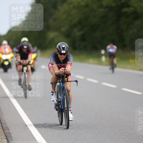 22.06.2025 - Viking Triathlon Yannick Fuchs http://msf.ph/oto/8110201 22.06.2025 12:15:01 Radfahren 72, 376, 433, 553, 555 meine-sportfotos.de