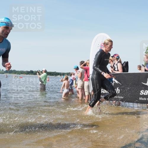 22.06.2025 - Viking Triathlon KatJ http://msf.ph/oto/8110213 22.06.2025 10:39:10 Schwimmen 79, 148, 181, 182, 185, 238, 276, 295, 351, 386, 408, 416, 451, 536, 654 meine-sportfotos.de