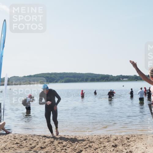22.06.2025 - Viking Triathlon MichiJ http://msf.ph/oto/8110219 22.06.2025 10:59:19 Schwimmen 222, 459, 476 meine-sportfotos.de