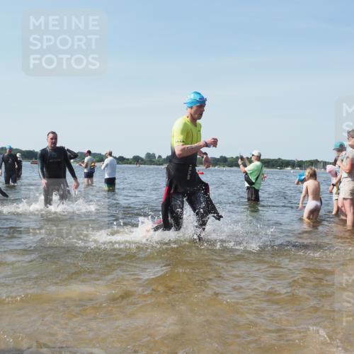 22.06.2025 - Viking Triathlon KatJ http://msf.ph/oto/8110238 22.06.2025 10:39:12 Schwimmen 79, 83, 148, 181, 182, 238, 276, 295, 351, 386, 451, 536, 654 meine-sportfotos.de