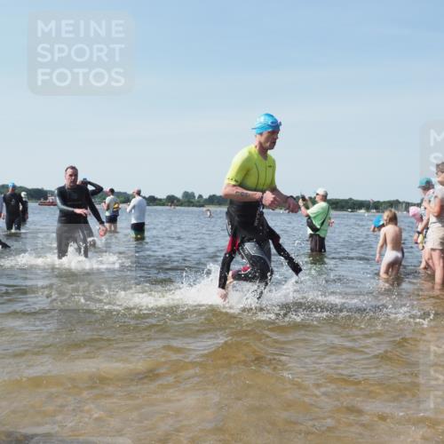 22.06.2025 - Viking Triathlon KatJ http://msf.ph/oto/8110243 22.06.2025 10:39:12 Schwimmen 79, 83, 148, 181, 182, 238, 276, 295, 351, 386, 451, 536, 654 meine-sportfotos.de