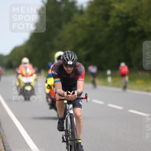 22.06.2025 - Viking Triathlon Yannick Fuchs http://msf.ph/oto/8110249 22.06.2025 12:15:03 Radfahren 72, 433, 553, 555 meine-sportfotos.de