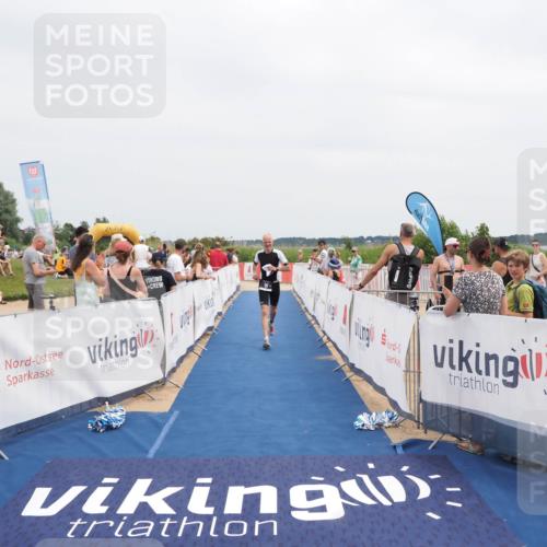 22.06.2025 - Viking Triathlon MichiJ http://msf.ph/oto/8110306 22.06.2025 14:52:36 Ziel 101, 242 meine-sportfotos.de