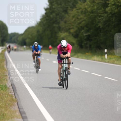 22.06.2025 - Viking Triathlon Yannick Fuchs http://msf.ph/oto/8110316 22.06.2025 12:15:14 Radfahren 153, 355, 440, 555 meine-sportfotos.de