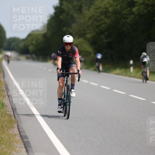 22.06.2025 - Viking Triathlon Yannick Fuchs http://msf.ph/oto/8110326 22.06.2025 11:34:30 Radfahren 12, 221 meine-sportfotos.de