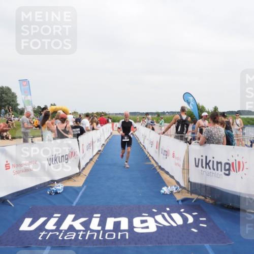 22.06.2025 - Viking Triathlon MichiJ http://msf.ph/oto/8110338 22.06.2025 14:52:36 Ziel 101, 242 meine-sportfotos.de