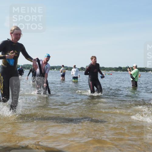 22.06.2025 - Viking Triathlon KatJ http://msf.ph/oto/8110351 22.06.2025 10:39:15 Schwimmen 79, 83, 148, 182, 195, 238, 276, 295, 351, 386, 474, 536, 654 meine-sportfotos.de