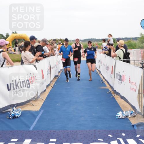 22.06.2025 - Viking Triathlon MichiJ http://msf.ph/oto/8110353 22.06.2025 15:01:28 Ziel 635 meine-sportfotos.de