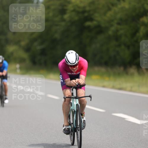 22.06.2025 - Viking Triathlon Yannick Fuchs http://msf.ph/oto/8110376 22.06.2025 12:15:15 Radfahren 153, 355, 440, 555 meine-sportfotos.de