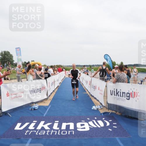 22.06.2025 - Viking Triathlon MichiJ http://msf.ph/oto/8110397 22.06.2025 14:52:37 Ziel 101, 242 meine-sportfotos.de