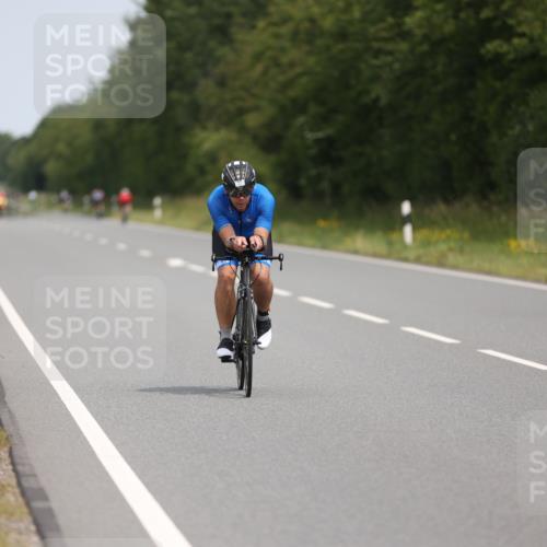 22.06.2025 - Viking Triathlon Yannick Fuchs http://msf.ph/oto/8110401 22.06.2025 12:15:16 Radfahren 153, 355, 440 meine-sportfotos.de