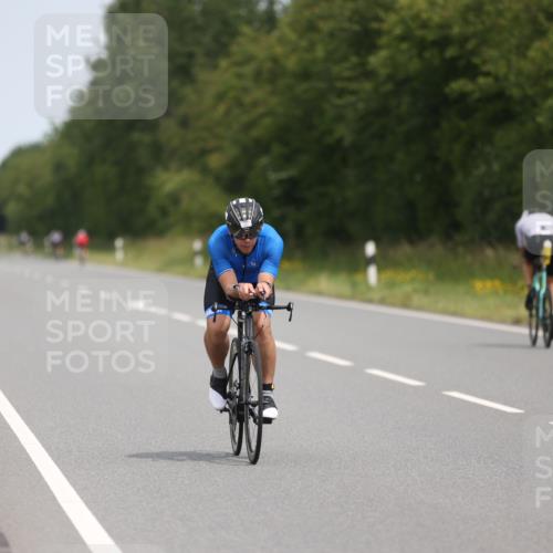 22.06.2025 - Viking Triathlon Yannick Fuchs http://msf.ph/oto/8110420 22.06.2025 12:15:17 Radfahren 153, 355, 440 meine-sportfotos.de