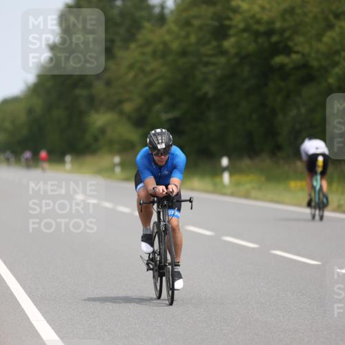 22.06.2025 - Viking Triathlon Yannick Fuchs http://msf.ph/oto/8110428 22.06.2025 12:15:17 Radfahren 153, 355, 440 meine-sportfotos.de