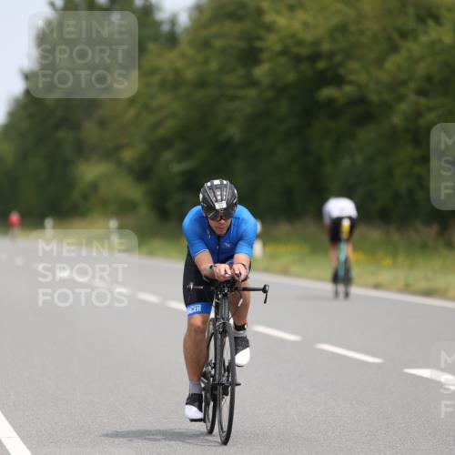 22.06.2025 - Viking Triathlon Yannick Fuchs http://msf.ph/oto/8110446 22.06.2025 12:15:17 Radfahren 153, 355, 440 meine-sportfotos.de