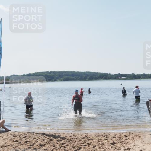 22.06.2025 - Viking Triathlon MichiJ http://msf.ph/oto/8110458 22.06.2025 10:59:36 Schwimmen 476 meine-sportfotos.de