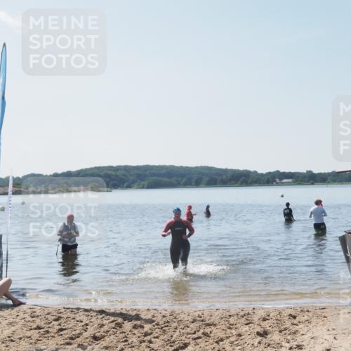 22.06.2025 - Viking Triathlon MichiJ http://msf.ph/oto/8110468 22.06.2025 10:59:36 Schwimmen 476 meine-sportfotos.de