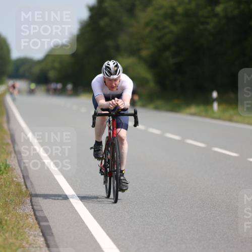 22.06.2025 - Viking Triathlon Yannick Fuchs http://msf.ph/oto/8110472 22.06.2025 11:34:45 Radfahren 230, 421, 613, 616 meine-sportfotos.de