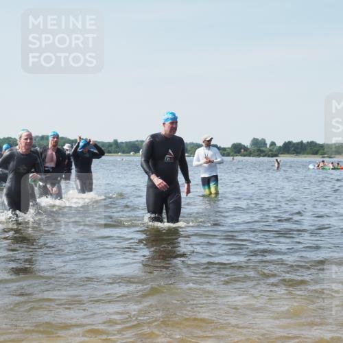 22.06.2025 - Viking Triathlon KatJ http://msf.ph/oto/8110481 22.06.2025 10:39:19 Schwimmen 83, 117, 182, 195, 238, 276, 295, 298, 324, 351, 386, 474, 536 meine-sportfotos.de