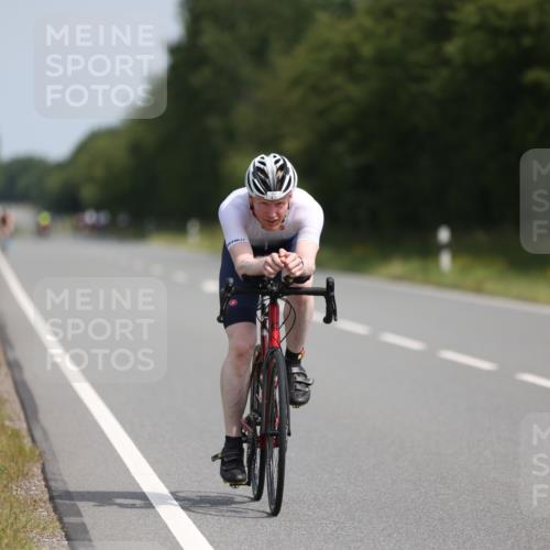 22.06.2025 - Viking Triathlon Yannick Fuchs http://msf.ph/oto/8110483 22.06.2025 11:34:45 Radfahren 230, 421, 613, 616 meine-sportfotos.de