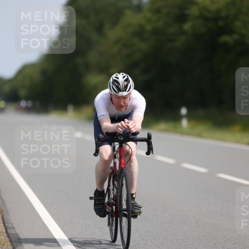 22.06.2025 - Viking Triathlon Yannick Fuchs http://msf.ph/oto/8110490 22.06.2025 11:34:45 Radfahren 230, 421, 613, 616 meine-sportfotos.de
