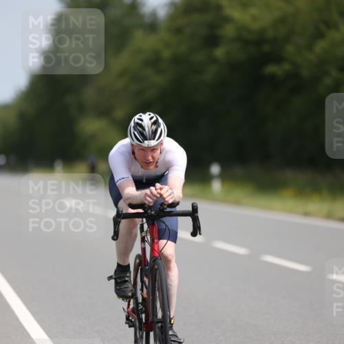 22.06.2025 - Viking Triathlon Yannick Fuchs http://msf.ph/oto/8110495 22.06.2025 11:34:45 Radfahren 230, 421, 613, 616 meine-sportfotos.de