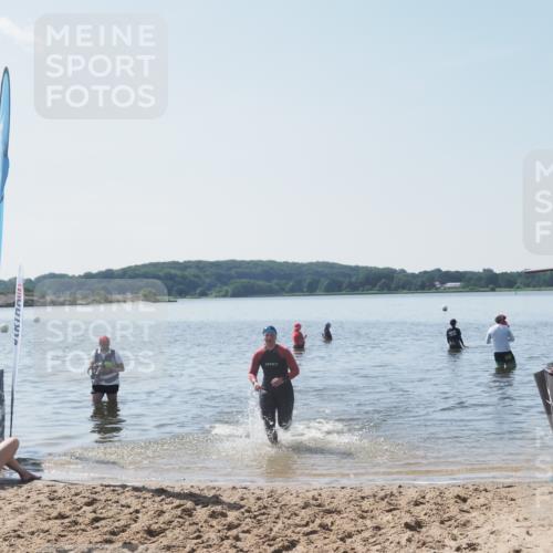 22.06.2025 - Viking Triathlon MichiJ http://msf.ph/oto/8110499 22.06.2025 10:59:36 Schwimmen 476 meine-sportfotos.de