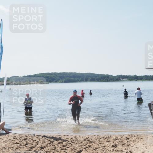 22.06.2025 - Viking Triathlon MichiJ http://msf.ph/oto/8110507 22.06.2025 10:59:36 Schwimmen 476 meine-sportfotos.de