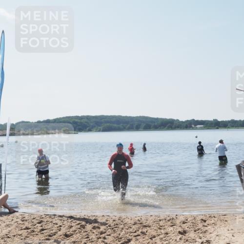 22.06.2025 - Viking Triathlon MichiJ http://msf.ph/oto/8110516 22.06.2025 10:59:37 Schwimmen 476 meine-sportfotos.de