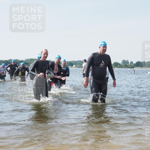 22.06.2025 - Viking Triathlon KatJ http://msf.ph/oto/8110530 22.06.2025 10:39:21 Schwimmen 83, 117, 150, 182, 195, 238, 276, 295, 298, 324, 386, 474, 536 meine-sportfotos.de