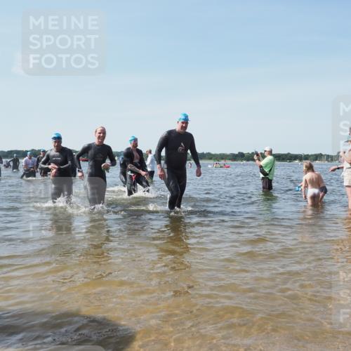 22.06.2025 - Viking Triathlon KatJ http://msf.ph/oto/8110540 22.06.2025 10:39:22 Schwimmen 83, 93, 117, 150, 182, 195, 238, 276, 298, 324, 386, 474, 536 meine-sportfotos.de