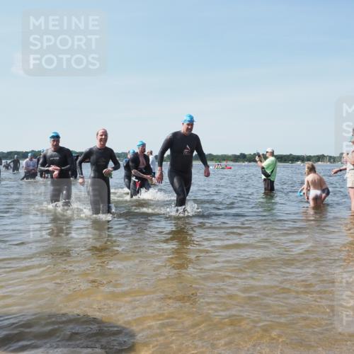 22.06.2025 - Viking Triathlon KatJ http://msf.ph/oto/8110546 22.06.2025 10:39:22 Schwimmen 83, 93, 117, 150, 182, 195, 238, 276, 298, 324, 386, 474, 536 meine-sportfotos.de