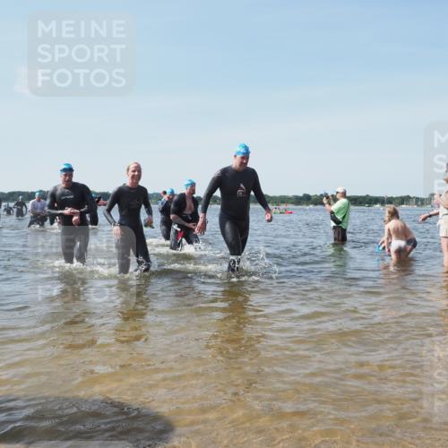 22.06.2025 - Viking Triathlon KatJ http://msf.ph/oto/8110553 22.06.2025 10:39:22 Schwimmen 83, 93, 117, 150, 182, 195, 238, 276, 298, 324, 386, 474, 536 meine-sportfotos.de