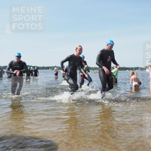 22.06.2025 - Viking Triathlon KatJ http://msf.ph/oto/8110583 22.06.2025 10:39:23 Schwimmen 83, 93, 117, 150, 182, 195, 238, 276, 298, 324, 337, 386, 474, 536 meine-sportfotos.de