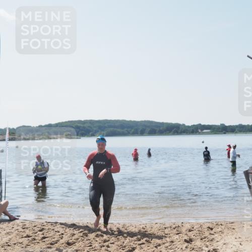 22.06.2025 - Viking Triathlon MichiJ http://msf.ph/oto/8110597 22.06.2025 10:59:38 Schwimmen 476 meine-sportfotos.de