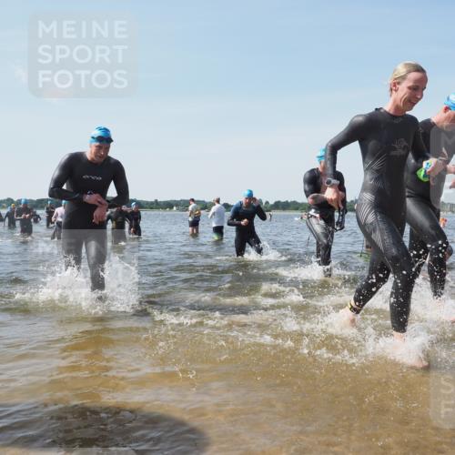 22.06.2025 - Viking Triathlon KatJ http://msf.ph/oto/8110602 22.06.2025 10:39:24 Schwimmen 83, 93, 117, 150, 182, 195, 238, 276, 298, 324, 337, 386, 474, 536 meine-sportfotos.de
