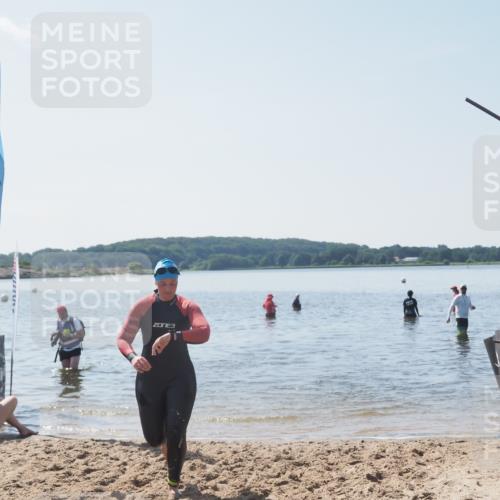 22.06.2025 - Viking Triathlon MichiJ http://msf.ph/oto/8110627 22.06.2025 10:59:39 Schwimmen 476 meine-sportfotos.de
