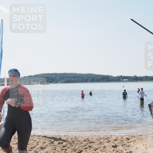 22.06.2025 - Viking Triathlon MichiJ http://msf.ph/oto/8110659 22.06.2025 10:59:39 Schwimmen 476 meine-sportfotos.de