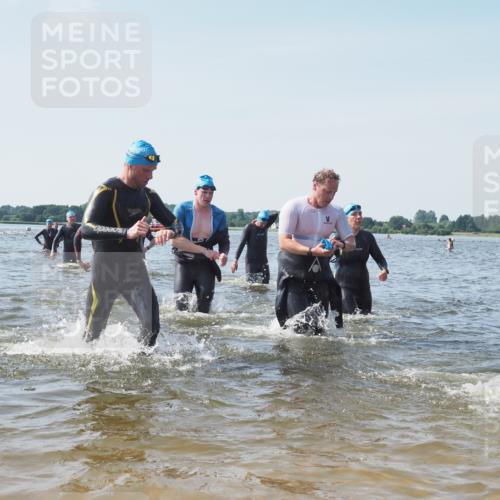 22.06.2025 - Viking Triathlon KatJ http://msf.ph/oto/8110775 22.06.2025 10:39:30 Schwimmen 25, 83, 86, 93, 117, 138, 150, 195, 238, 244, 298, 324, 337, 474, 529 meine-sportfotos.de
