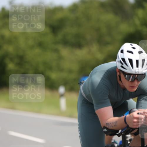22.06.2025 - Viking Triathlon Yannick Fuchs http://msf.ph/oto/8110783 22.06.2025 11:35:06 Radfahren 109, 216, 282, 318, 326, 465 meine-sportfotos.de