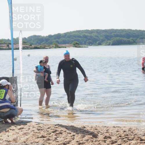 22.06.2025 - Viking Triathlon MichiJ http://msf.ph/oto/8110809 22.06.2025 11:06:21 Schwimmen 303 meine-sportfotos.de