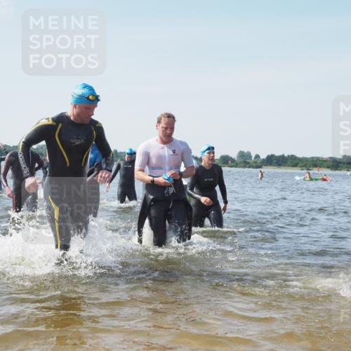 22.06.2025 - Viking Triathlon KatJ http://msf.ph/oto/8110817 22.06.2025 10:39:31 Schwimmen 25, 83, 86, 93, 117, 138, 150, 195, 238, 244, 298, 324, 337, 474, 529 meine-sportfotos.de