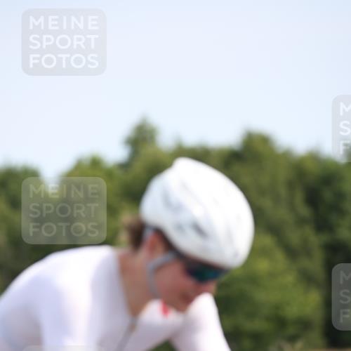 22.06.2025 - Viking Triathlon Yannick Fuchs http://msf.ph/oto/8110819 22.06.2025 11:35:06 Radfahren 109, 216, 282, 318, 326, 465 meine-sportfotos.de